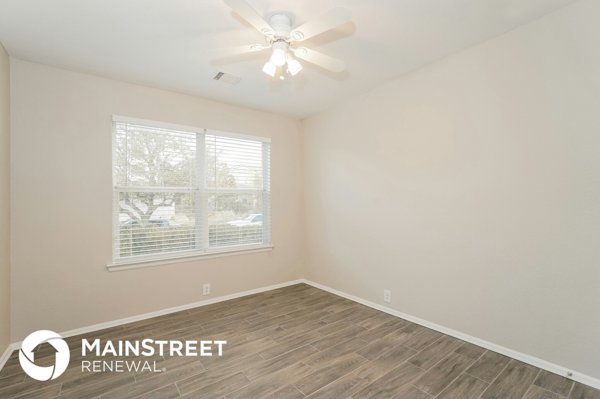 Building Photo - 15755 Cotton Tail Ln