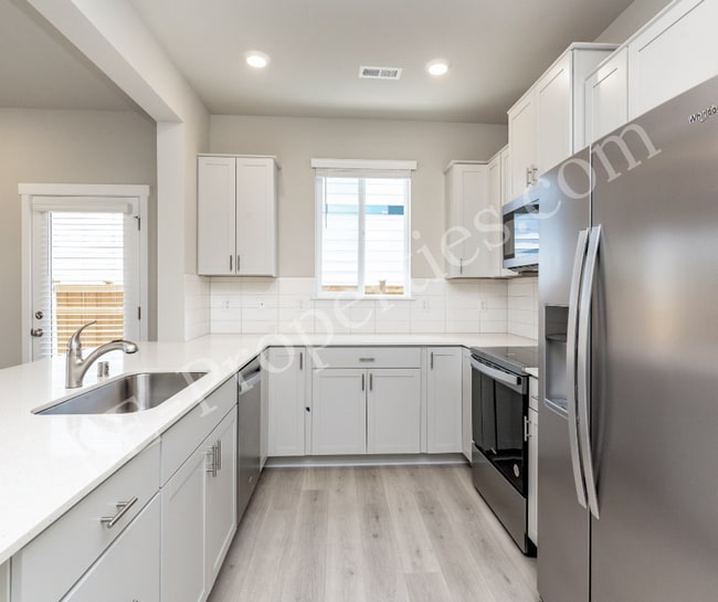 Building Photo - Stunning New construction; 3Bedroom 2Bathr...
