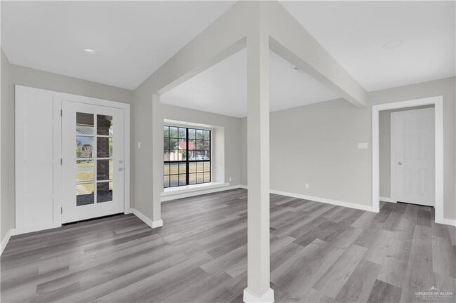 Building Photo - 26 Tiquisate Ave