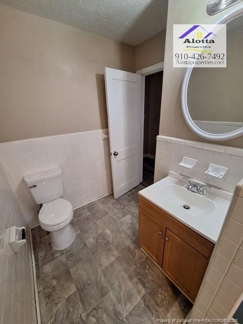 Building Photo - 1861 Broadell Dr