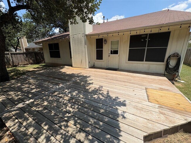 Building Photo - 2902 Sabinal Trail