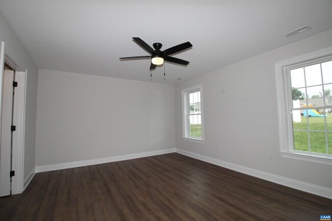 Building Photo - 169 Langley Dr