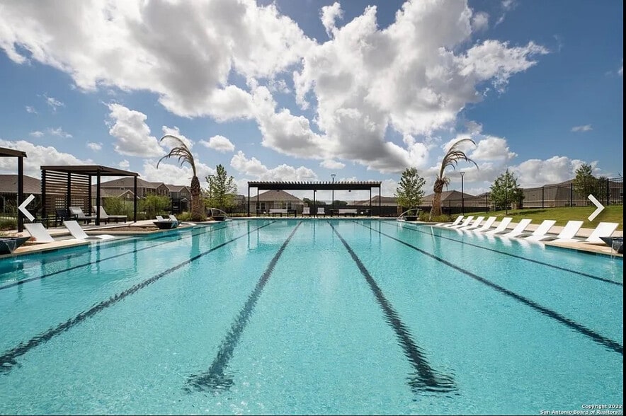 Building Photo - Room in House on Flatiron Clf