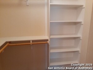 Building Photo - 426 Cantrell Dr