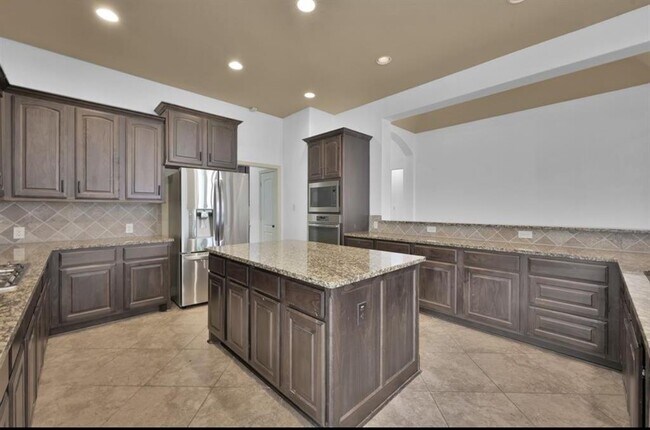 Building Photo - 3502 Galley Mist Dr