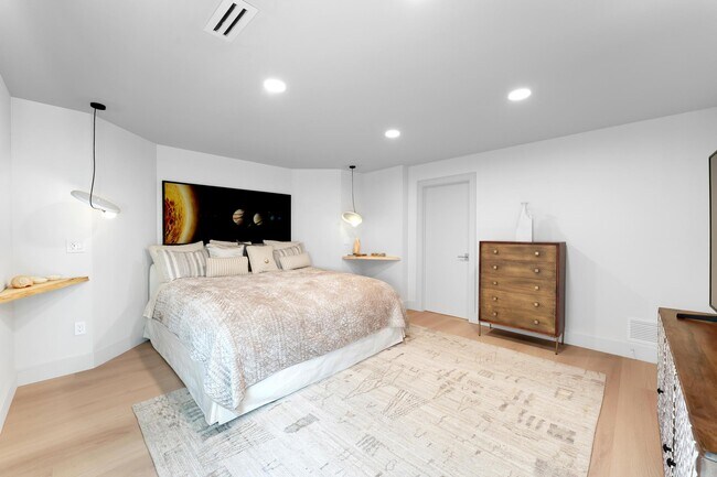 Building Photo - 11477 Gracey Ln