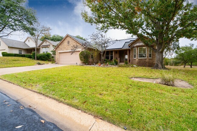 Building Photo - 107 Yaupon Ln