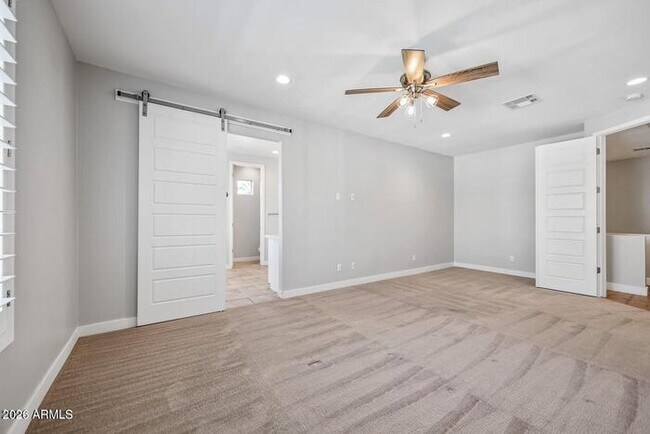 Building Photo - 3030 N 38th St