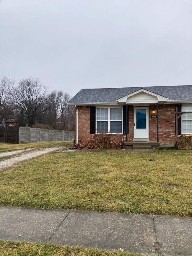 Building Photo - Weather is Cold .. This Property is H*O*T