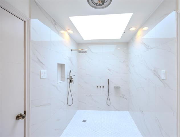 Building Photo - 2508 Chamberlain Dr