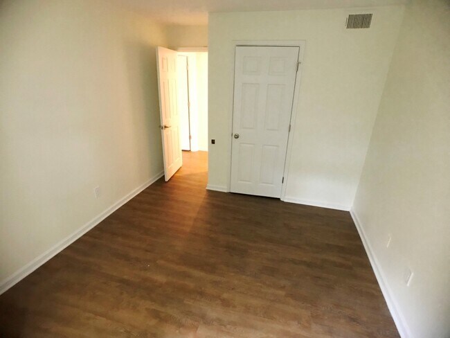 Building Photo - East Cobb - Walton HS - 3BR/2BA