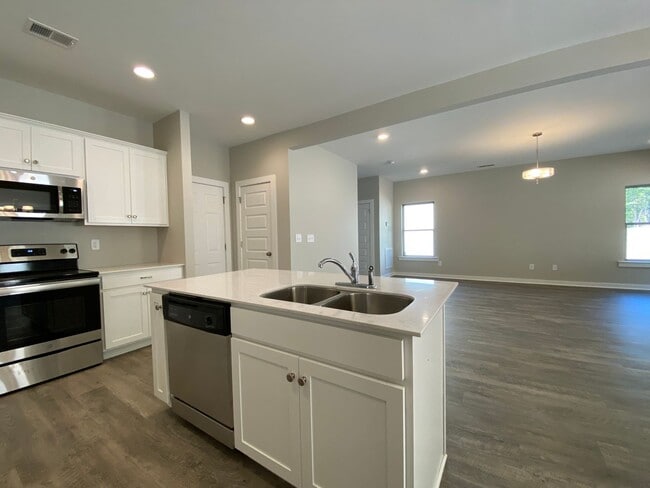 Building Photo - Great home for rent in Clay, AL!!!   View ...