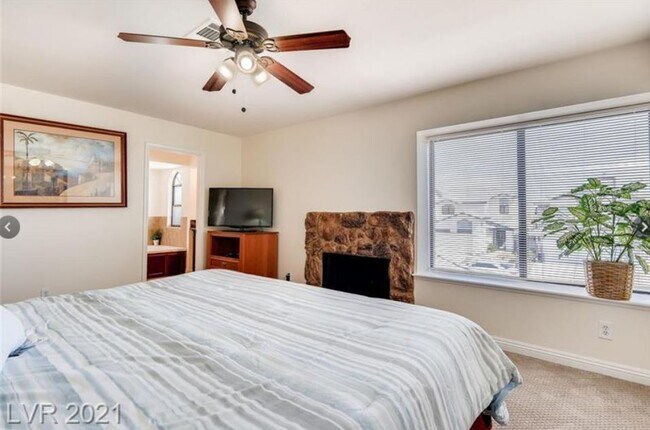 Building Photo - 8129 Spur Ct