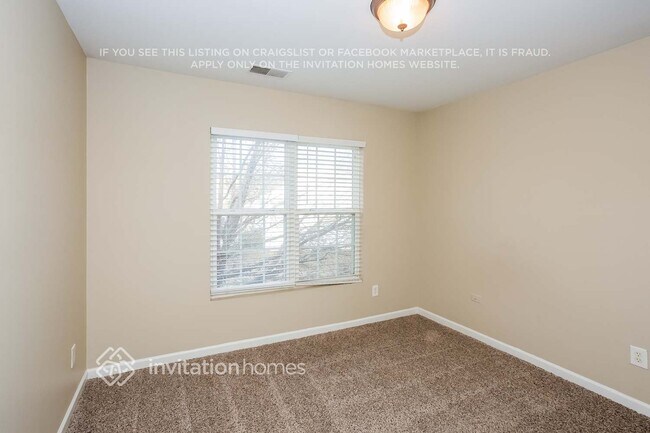 Building Photo - 3000 Moonstone Ln