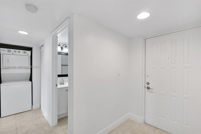Building Photo - 13255 SW 88th Ln