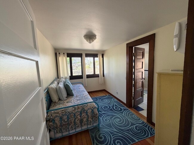 Building Photo - 411 S Cortez St