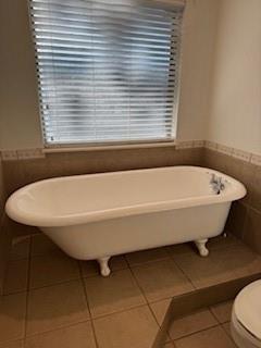 Building Photo - 1926 Twin Oaks Cir