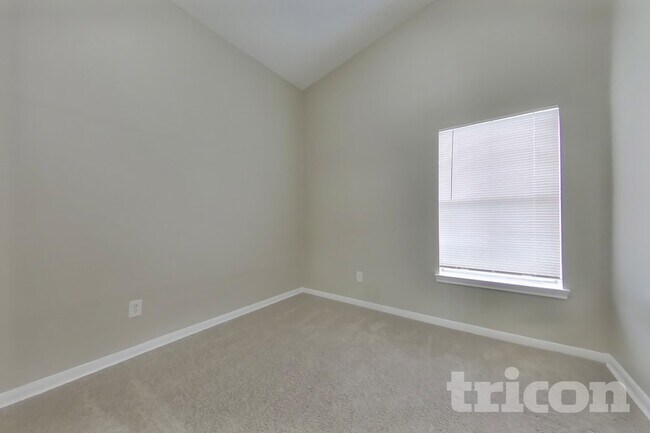 Building Photo - 3103 Kelling St