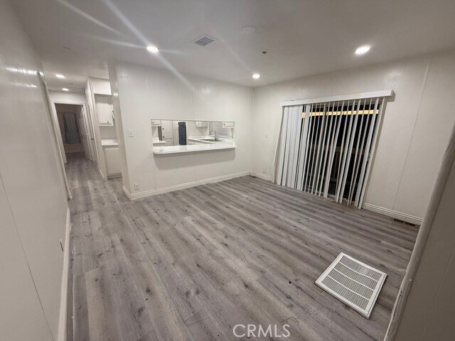 Building Photo - 8228 Beech Ave