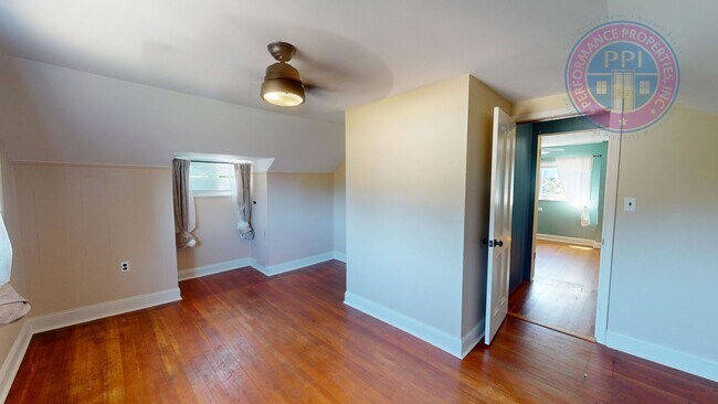 Building Photo - 2031 N Killingsworth St