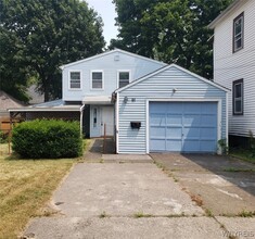 Building Photo - 91 Springville Ave
