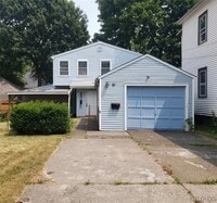 Building Photo - 91 Springville Ave