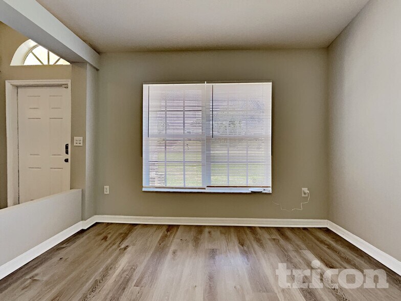 Building Photo - 13029 Centennial St