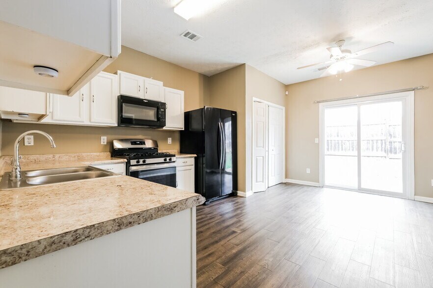 Building Photo - 336 Springhaven Rd