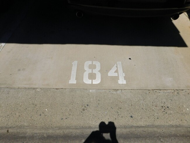 Building Photo - Beautiful Remodeled 2 Bed 2.5 Bath Condo in Pacific Ranch