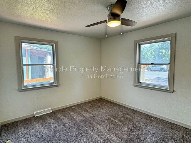Building Photo - 4217 S Sherman St