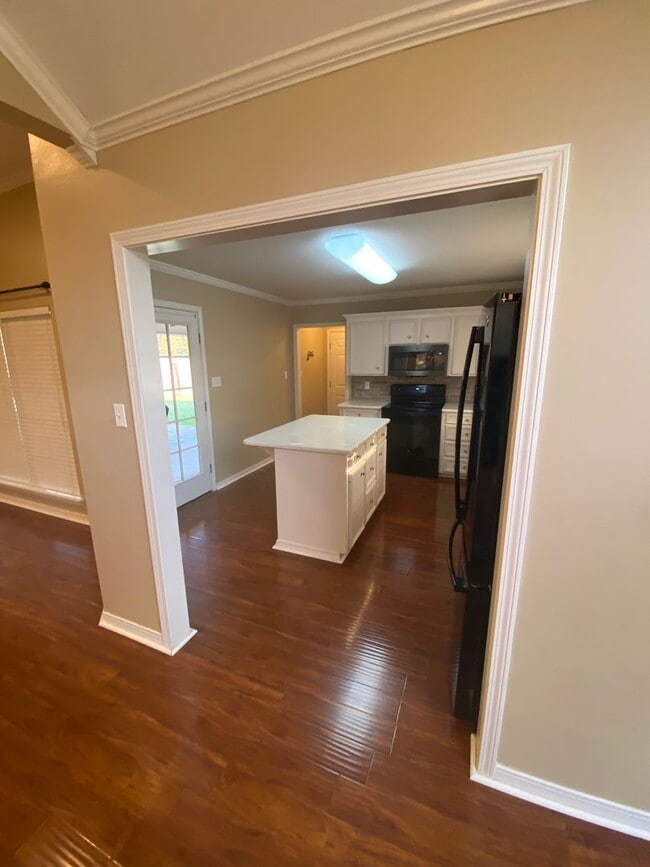Building Photo - 3206 Hanover Ct