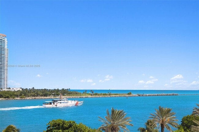 Building Photo - 7141 Fisher Island Dr