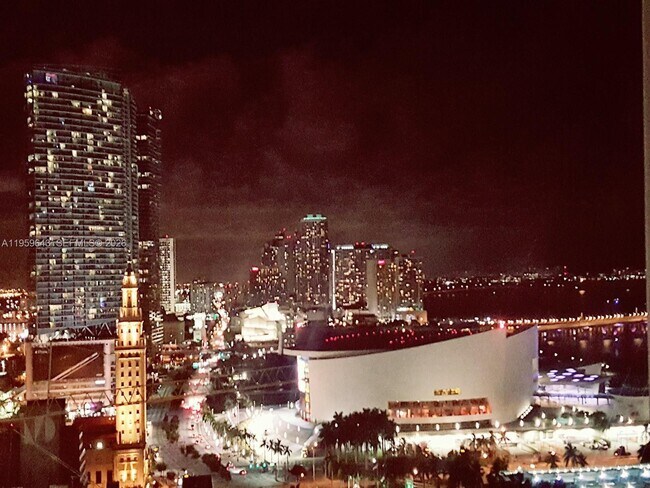 Building Photo - 253 NE 2nd St