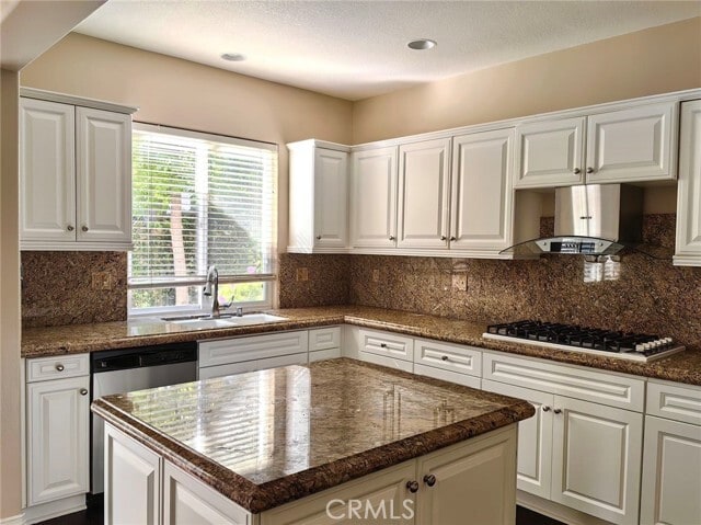 Building Photo - 11 Carmichael