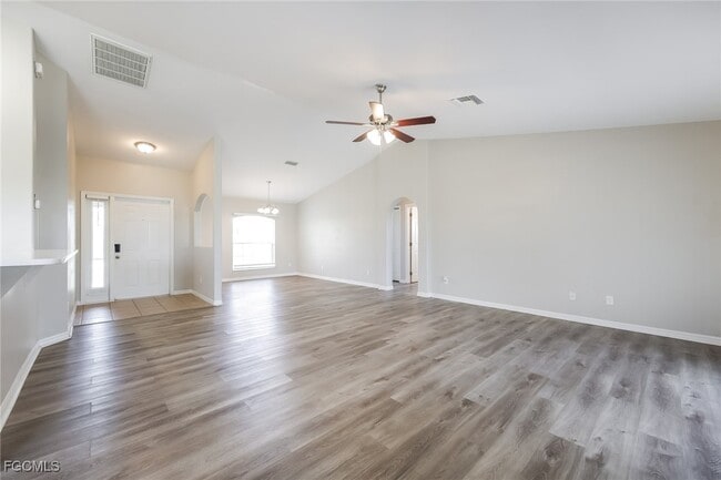Building Photo - 2715 72nd St W