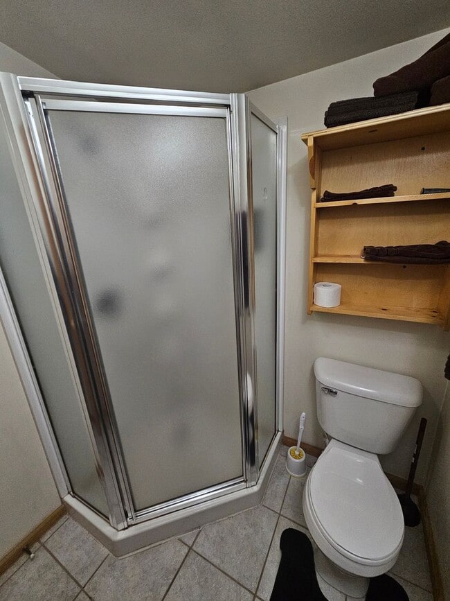 Building Photo - 2 Bed / 2 Bath Fully Furnished Cabin House in Warrens, WI!