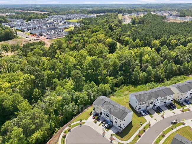 Building Photo - 1204 Lily Loch Wy