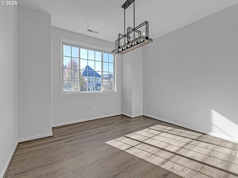 Building Photo - 13552 SW Beach Plum Terrace