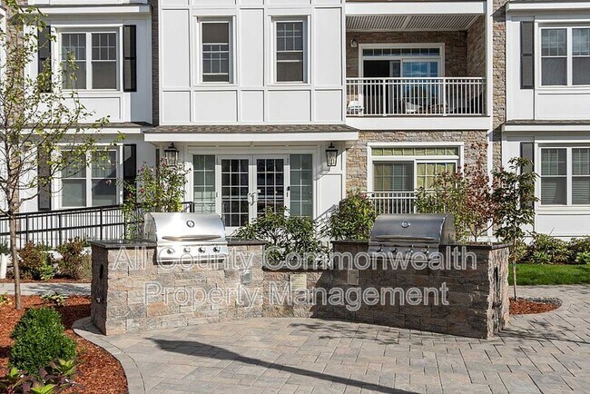 Building Photo - 320 Middlesex Ave