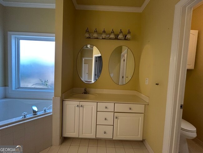 Building Photo - 111 Hanbury Ln