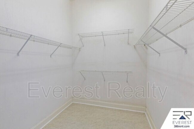 Building Photo - 783 Sterling Chase Dr