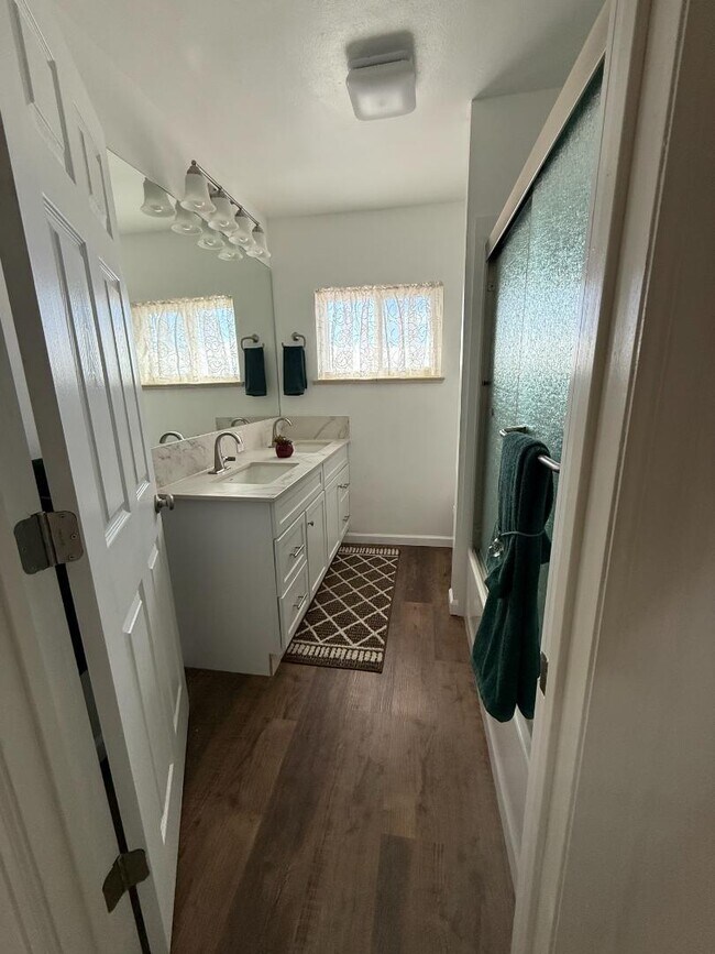 Building Photo - 9375 CO-66