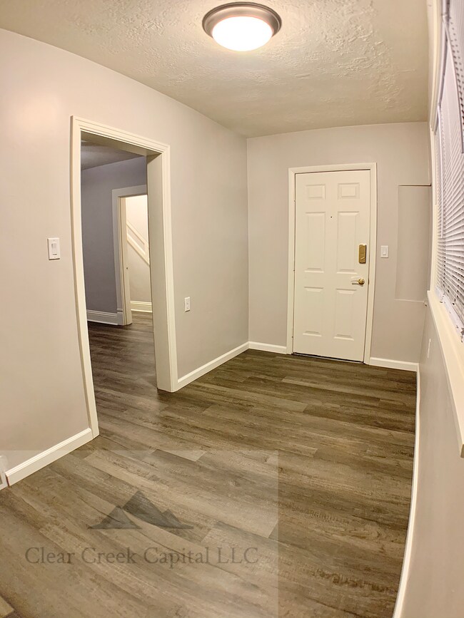 Building Photo - 502 Chartiers Ave