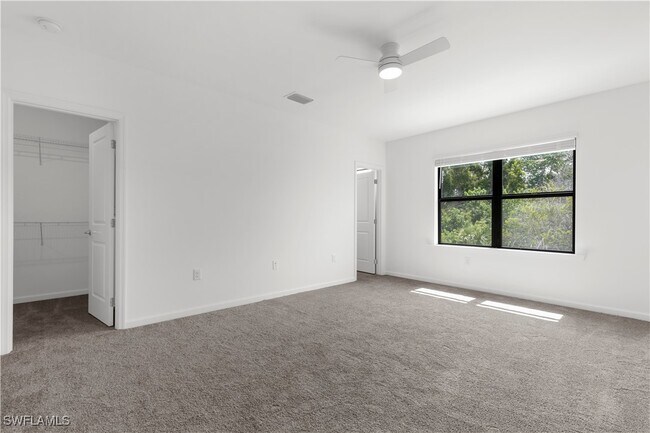 Building Photo - 27859 Solis Grande Dr