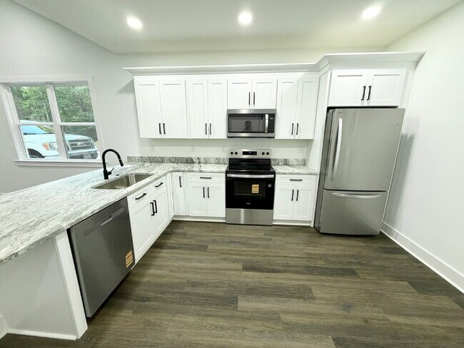 Building Photo - Newly Built 3 bed/2 bath in Westminster