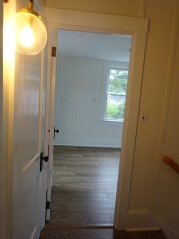 Building Photo - 34 Bayview St