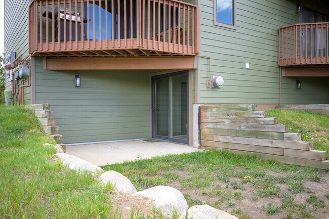Building Photo - 259 County Rd