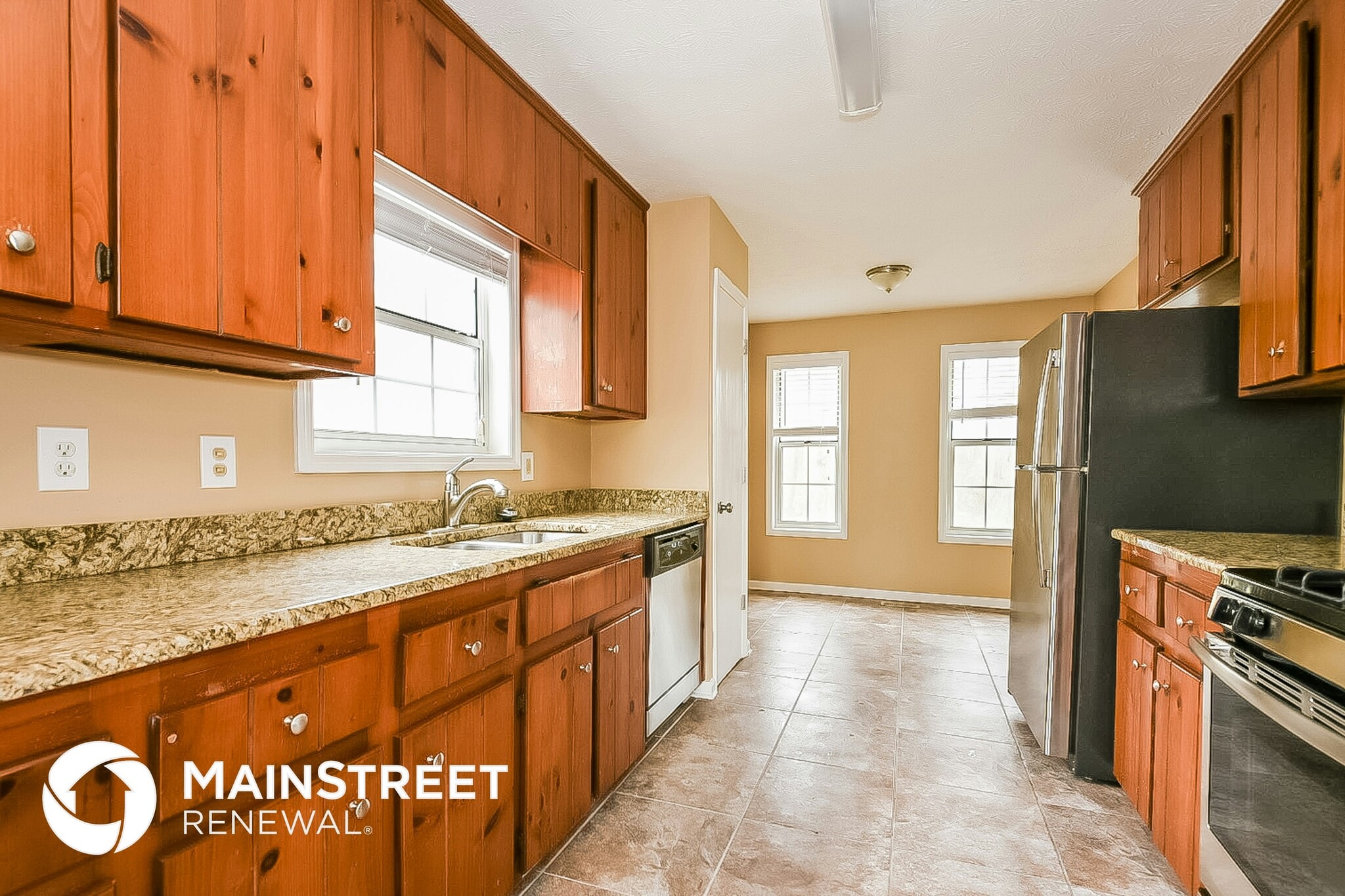 Building Photo - 4372 Lakeside Hills Way NE