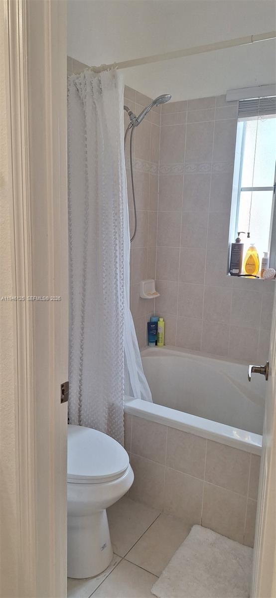 Building Photo - 10775 NW 83rd Terrace