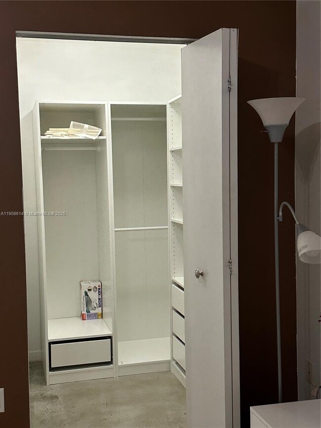 Building Photo - 234 NE 3rd St